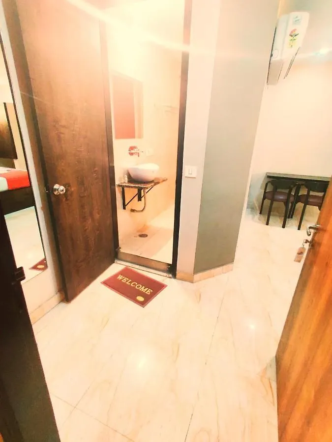 Hotel Amour By Rpi New Delhi 3*,