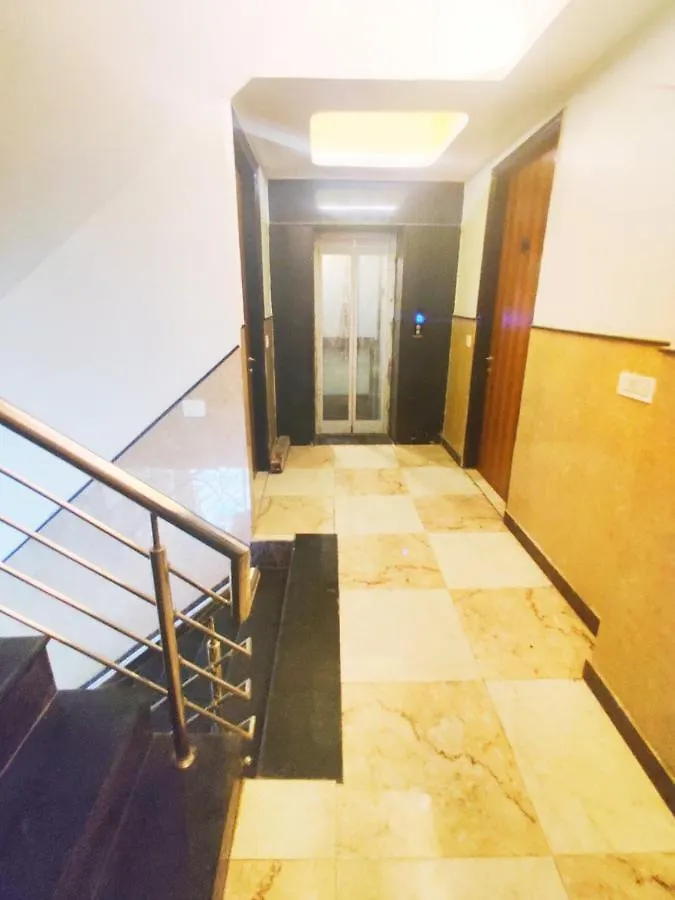 Hotel Amour By Rpi New Delhi India