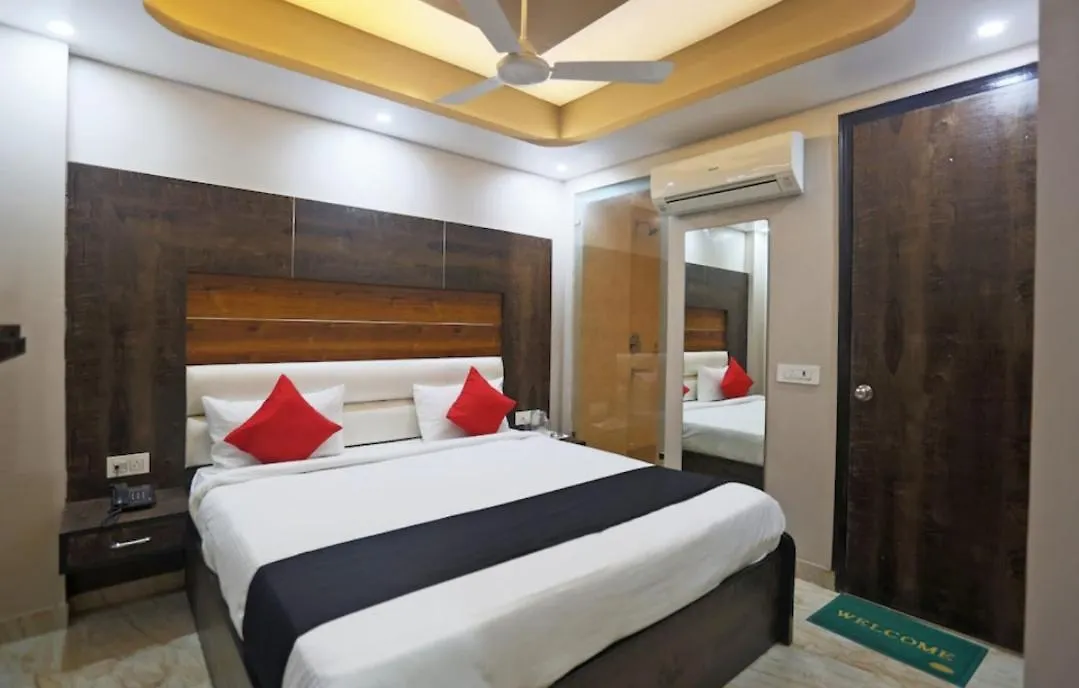 Hotel Amour By Rpi New Delhi India